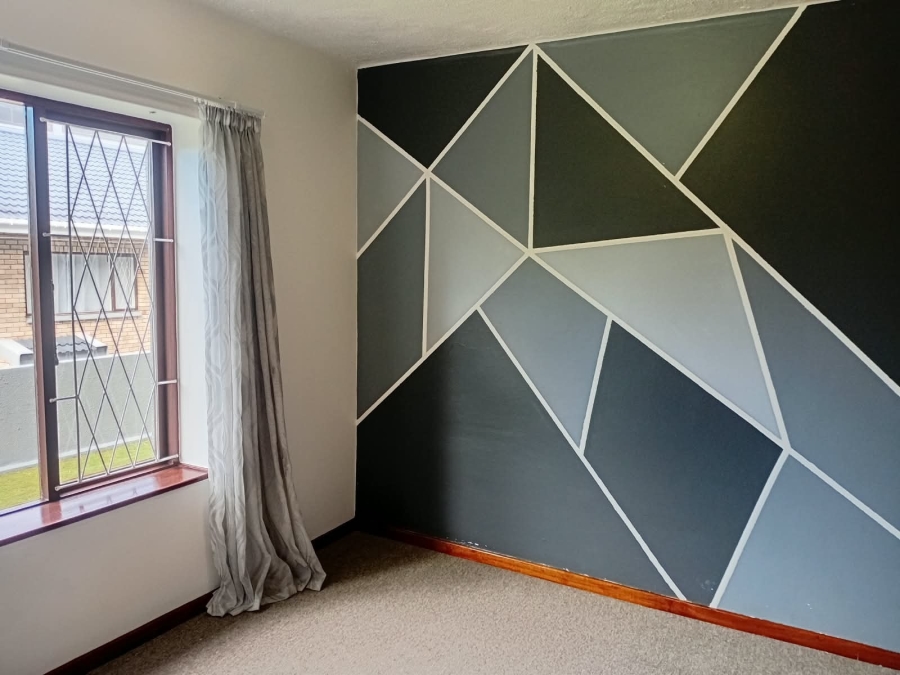 2 Bedroom Property for Sale in Beacon Bay Eastern Cape